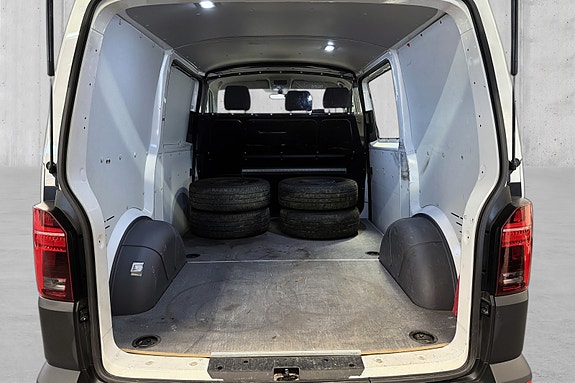Volkswagen Transporter 9 of 23