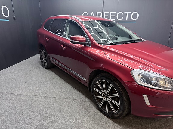 Volvo XC60 3 of 5