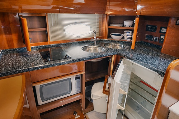 Princess V42 MK2 - Axiom 12", Autopilot, Generator, VPD6, Skipsreg. 30 of 30