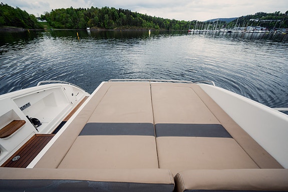 Princess V42 MK2 - Axiom 12", Autopilot, Generator, VPD6, Skipsreg. 12 of 30