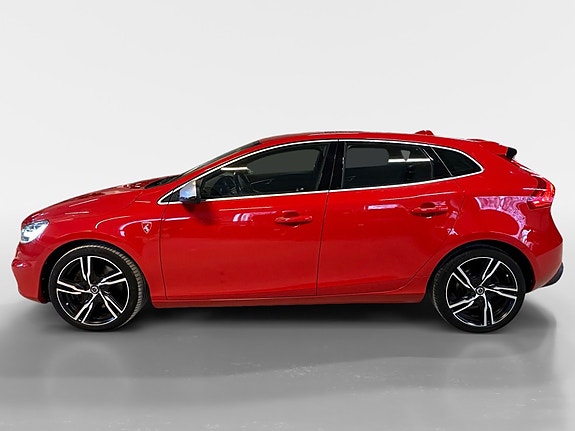 Volvo V40 5 of 5