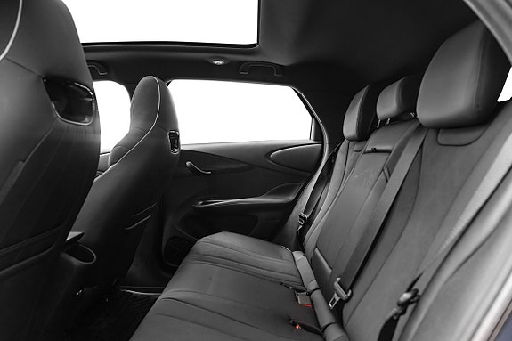BYD Dolphin 16 of 29