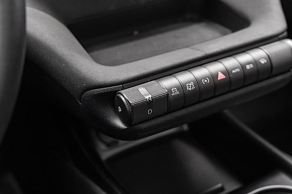 BYD Dolphin 15 of 29