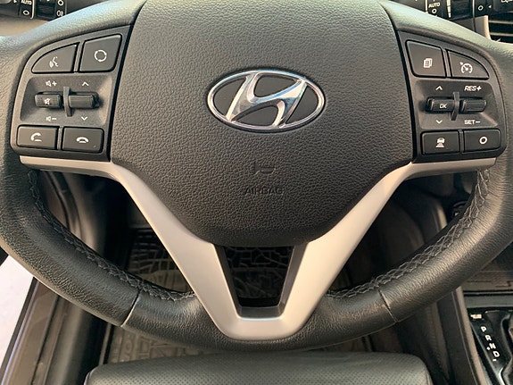Hyundai Tucson 18 of 30