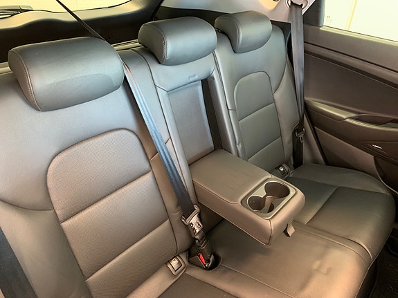 Hyundai Tucson 16 of 30