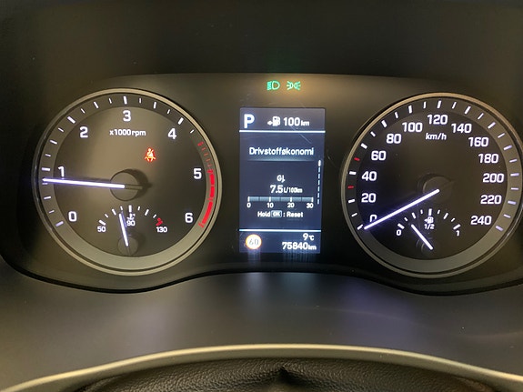 Hyundai Tucson 19 of 30