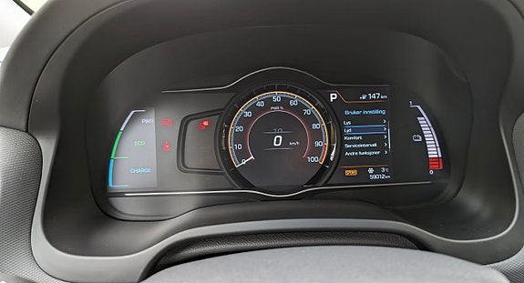 Hyundai IONIQ 23 of 27
