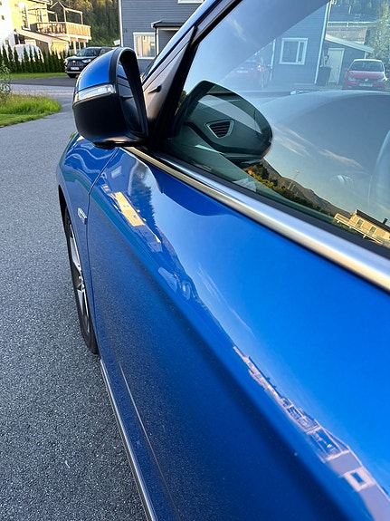 Hyundai IONIQ 16 of 27
