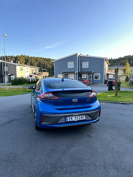 Hyundai IONIQ 5 of 5