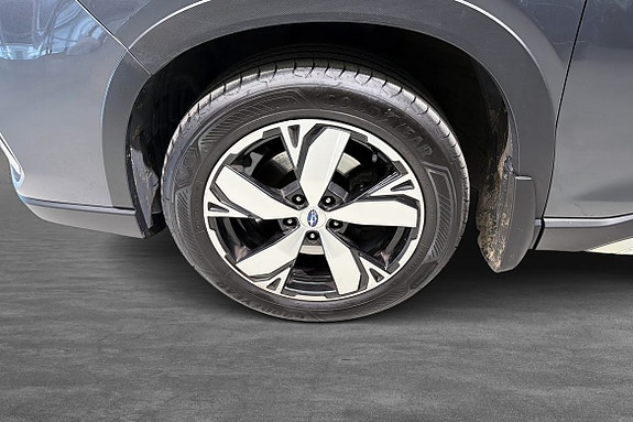 Subaru Forester 18 of 23