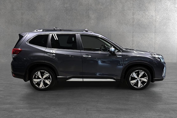Subaru Forester 6 of 23