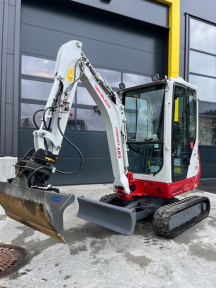 Takeuchi TB216 4 of 5
