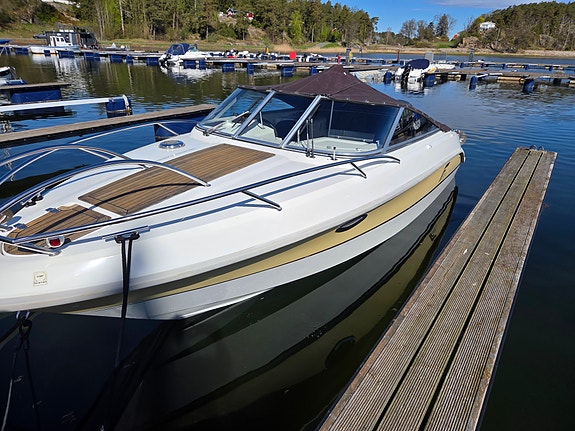 Finnmaster DC68 2009 – Yamaha 150 hk – romslig og godt utstyrt daycruiser 3 of 5