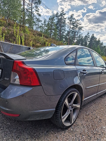 Volvo S40 5 of 5