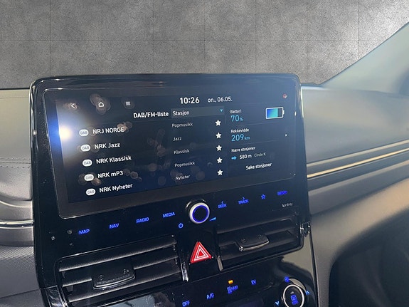 Hyundai IONIQ 18 of 20