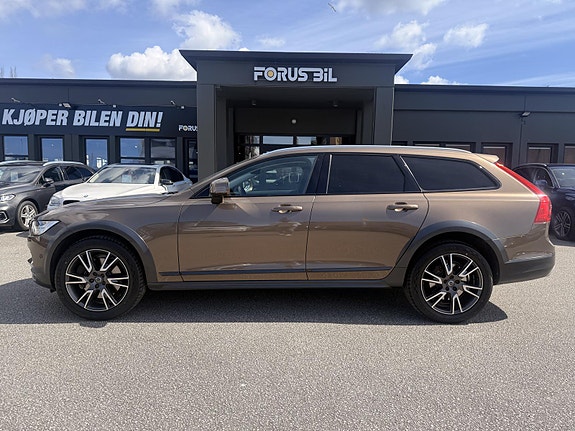 Volvo V90 Cross Country