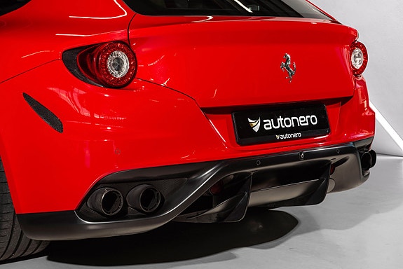 Ferrari FF 11 of 30