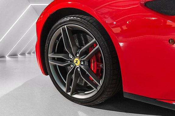 Ferrari FF 14 of 30