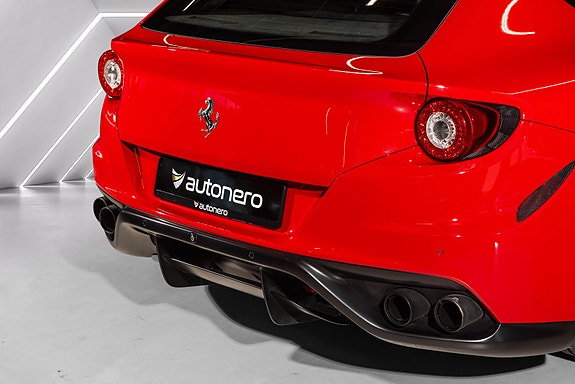Ferrari FF 13 of 30
