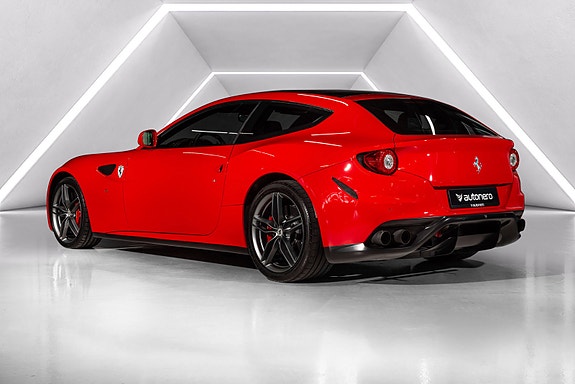 Ferrari FF 2 of 5