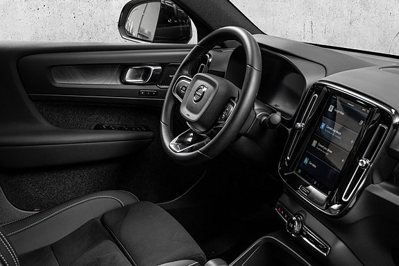 Volvo C40 17 of 30