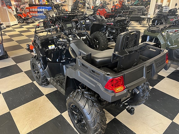 Polaris Sportsman X2 570 SP Black Edition 3 of 6