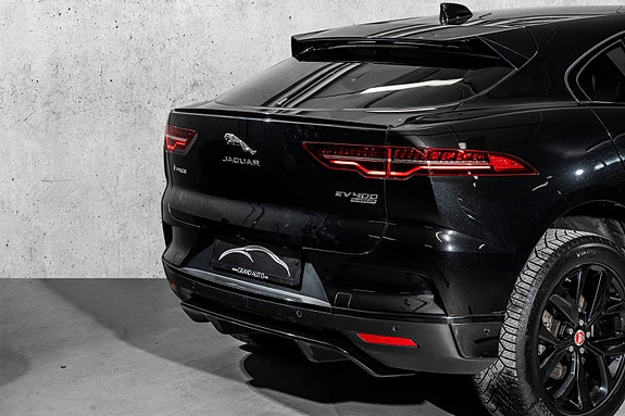 Jaguar I-PACE 6 of 30
