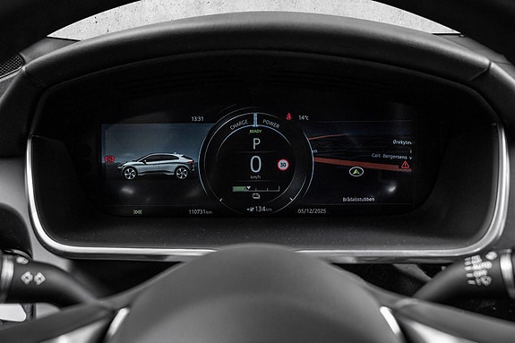 Jaguar I-PACE 20 of 30