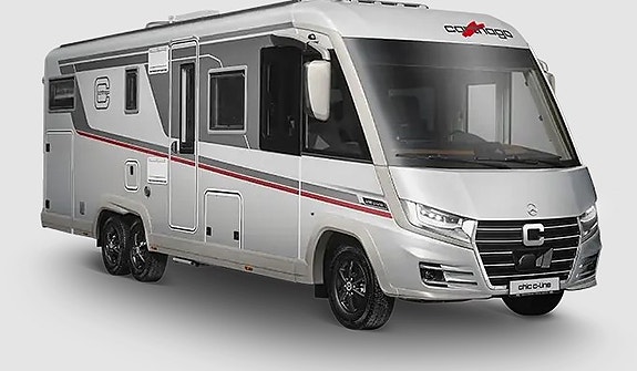 Carthago CHIC C-LINE I 6.2 XL QB på Mercedes. 5-seter, skinn, ALDE, TVx2, el. markise og mye mer! UTEN SIDESTYKKE I NORGE MED LEVERING I 2026!