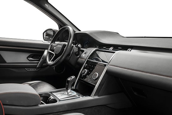 Land Rover Discovery Sport 26 of 26