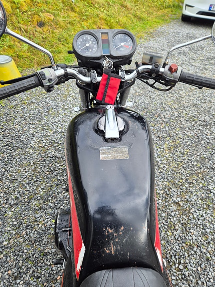 Honda CB 400 N 5 of 7