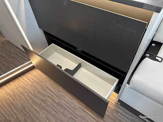 Mobilvetta KEA I90 ALDE / ISOFIX / 180 HK / AUTOMAT/ Litiumbatteri 21 of 30
