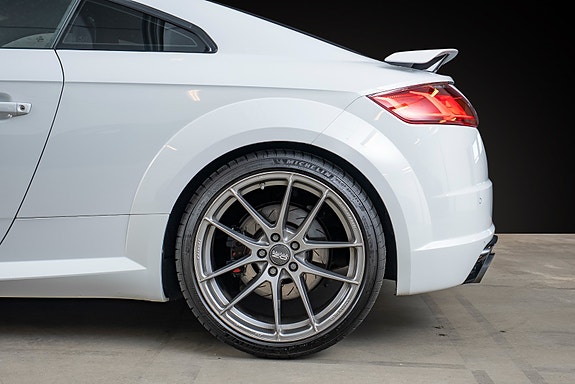 Audi TT RS 6 of 30