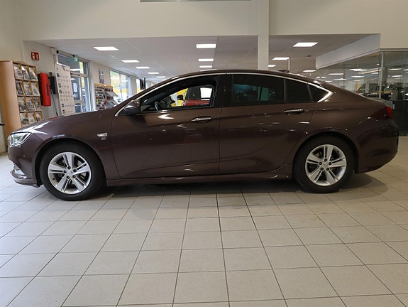 Opel Insignia 4 of 5
