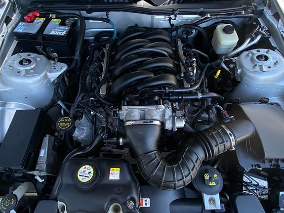 Ford Mustang 28 of 30