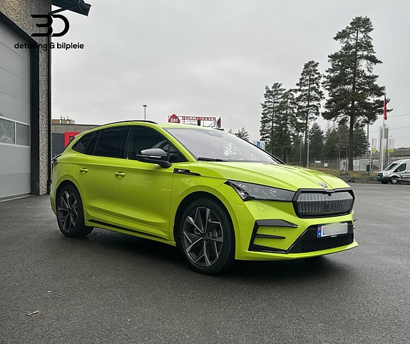 Skoda Enyaq RS 2 of 5
