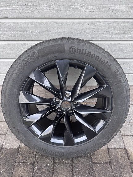 Skoda Enyaq RS 5 of 5