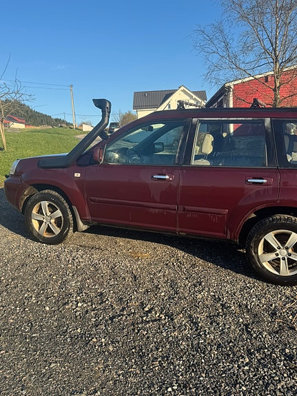 Nissan X-Trail 12 of 20