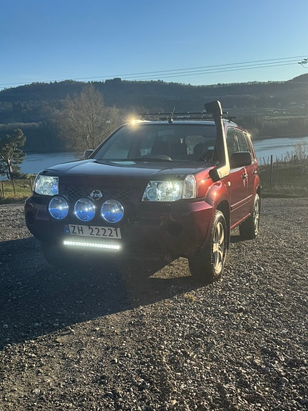 Nissan X-Trail 2 of 20