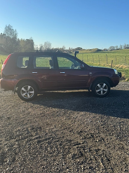 Nissan X-Trail 7 of 20