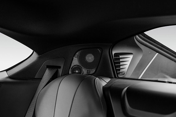 BMW i8 30 of 30