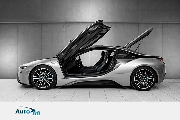 BMW i8 8 of 30