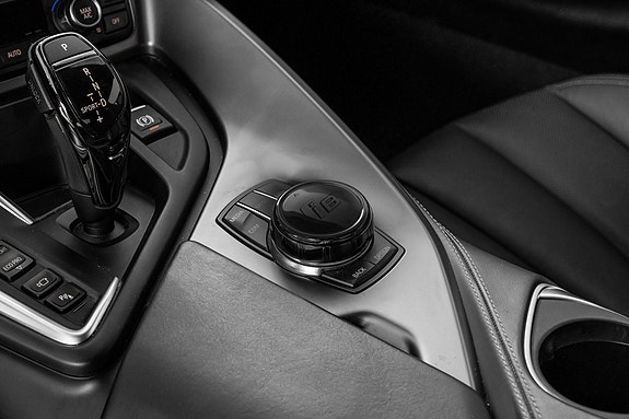 BMW i8 28 of 30