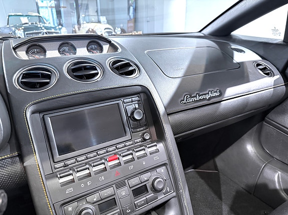 Lamborghini Gallardo 14 of 23