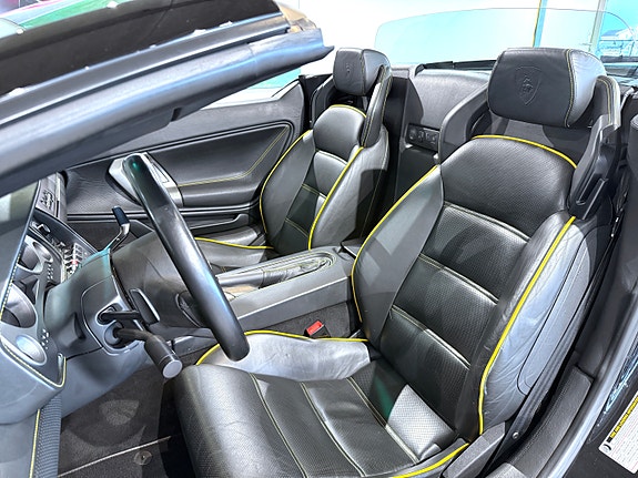 Lamborghini Gallardo 9 of 23