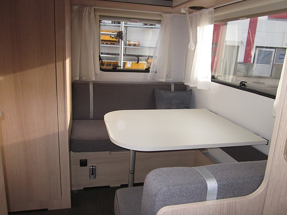Adria Aviva 400 PS 4 of 8