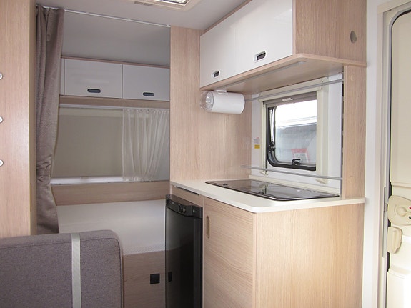Adria Aviva 400 PS 7 of 8