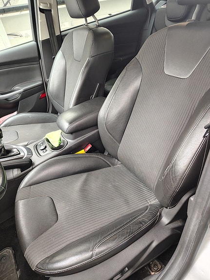 Ford Focus 16 of 30