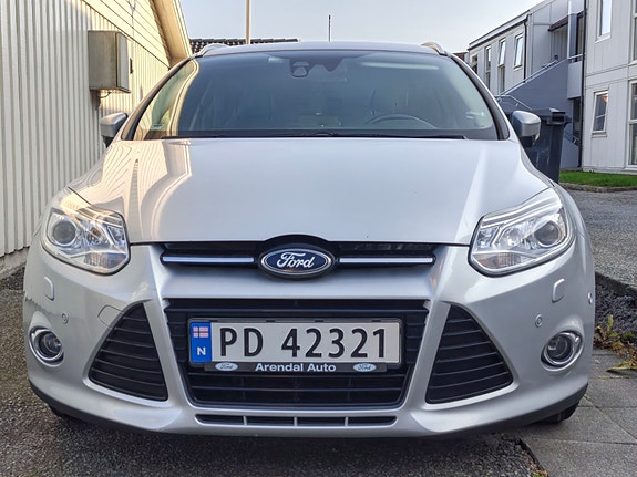 Ford Focus 2 of 5