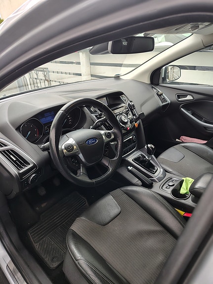 Ford Focus 17 of 30